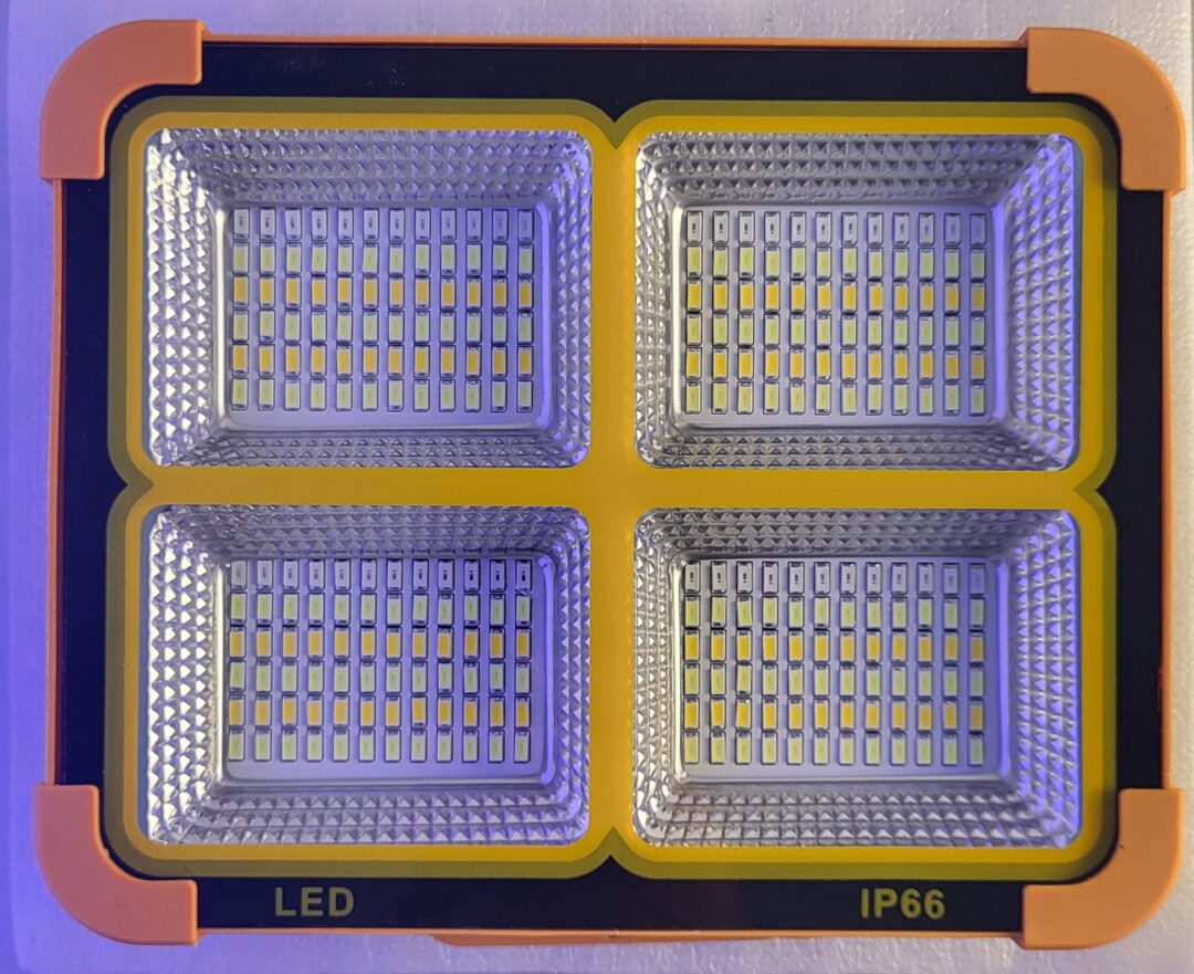 پروژکتور خورشیدی کمپینگ